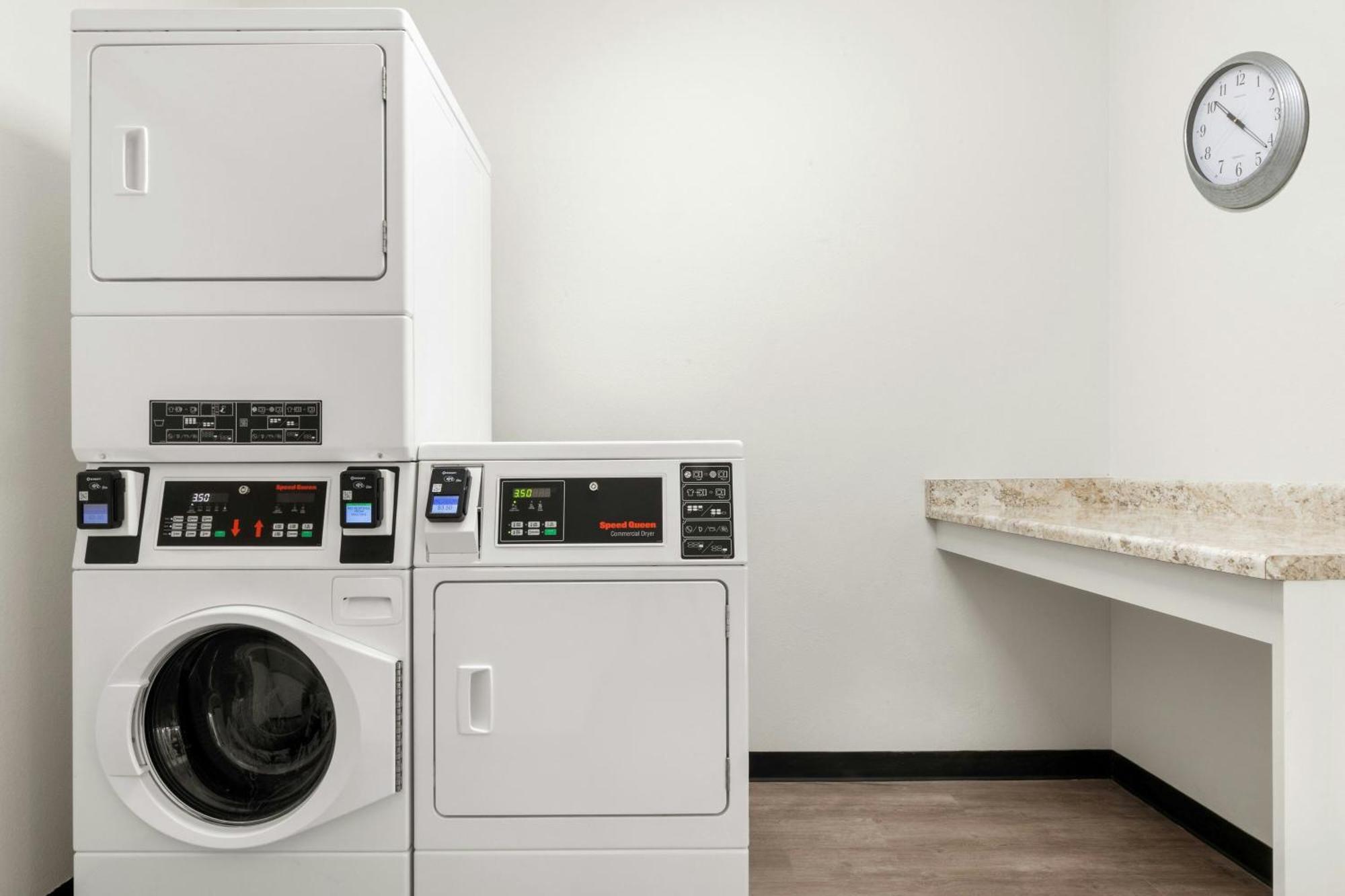 Springhill Suites By Marriott Kanab Bagian luar foto